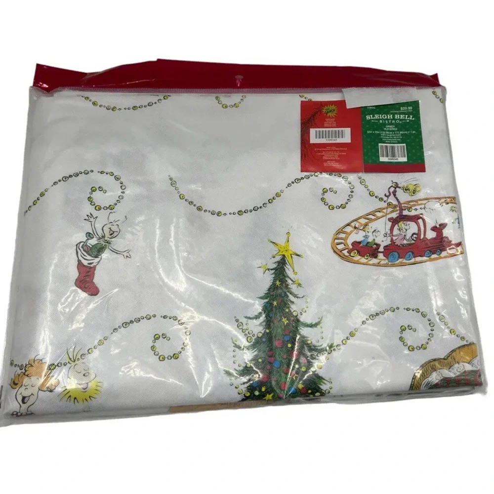 Dr Seuss WHOVILLE The Grinch Vinyl Tablecloth Rectangle 52x70